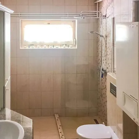 Three-bedroom Holiday In Gyula/szanazug
