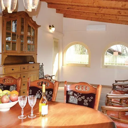 Three-bedroom Holiday In Gyula/szanazug Casa vacanze