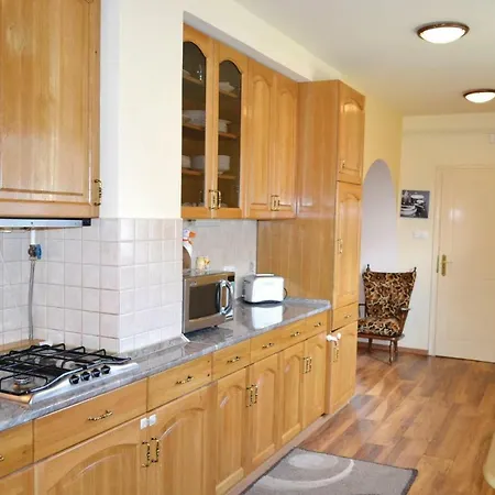 Casa vacanze Three-bedroom Holiday In Gyula/szanazug
